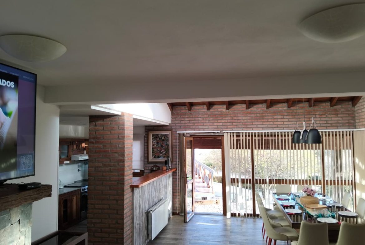 Casa Chalet 220