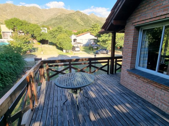 Alquiler vacacional en Merlo San Luis con pileta y vista a las sierras en Chumamaya