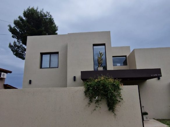Residencia de alta gama en Barrio Balneario – Merlo