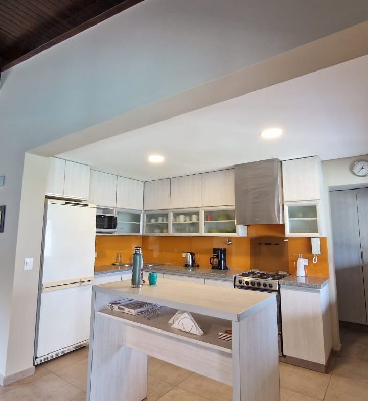 Residencia de alta gama en Barrio Balneario – Merlo