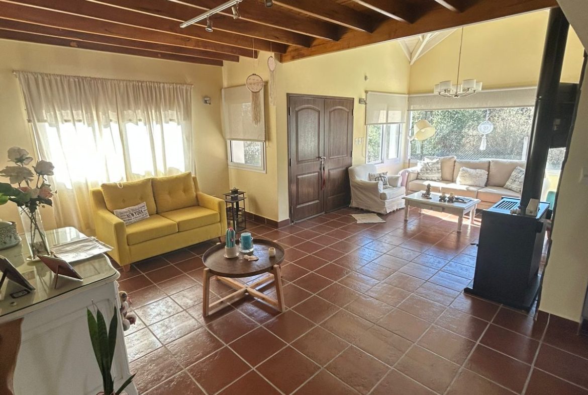 Casa en venta – Barrio Las Moreras I