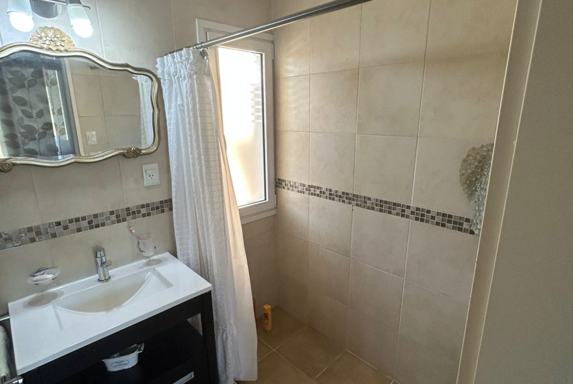 Casa en venta – Barrio Las Moreras I