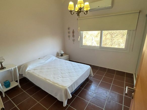 Casa en venta – Barrio Las Moreras I