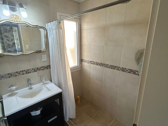 Casa en venta – Barrio Las Moreras I