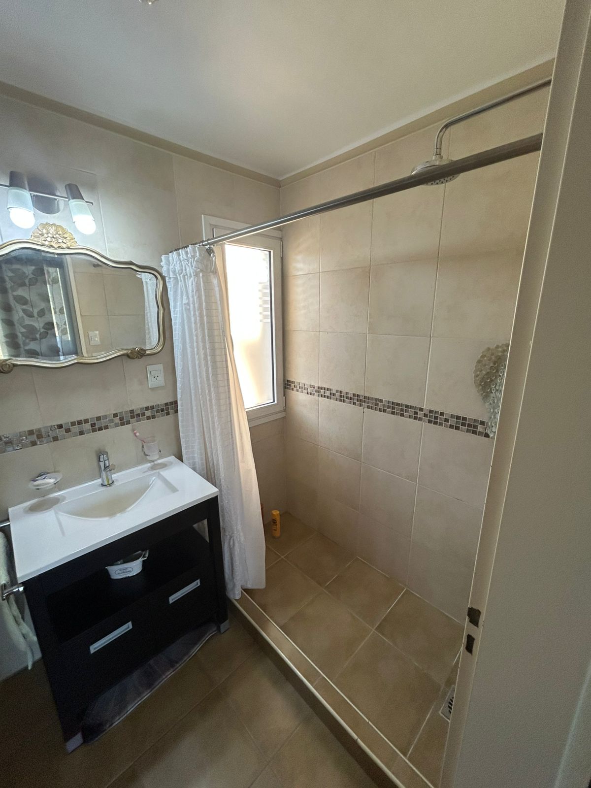 Casa en venta – Barrio Las Moreras I