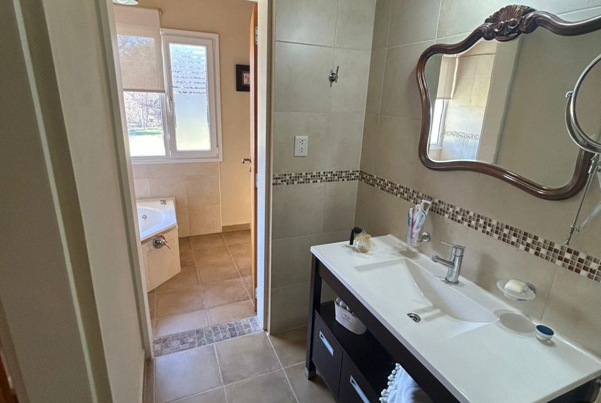 Casa en venta – Barrio Las Moreras I