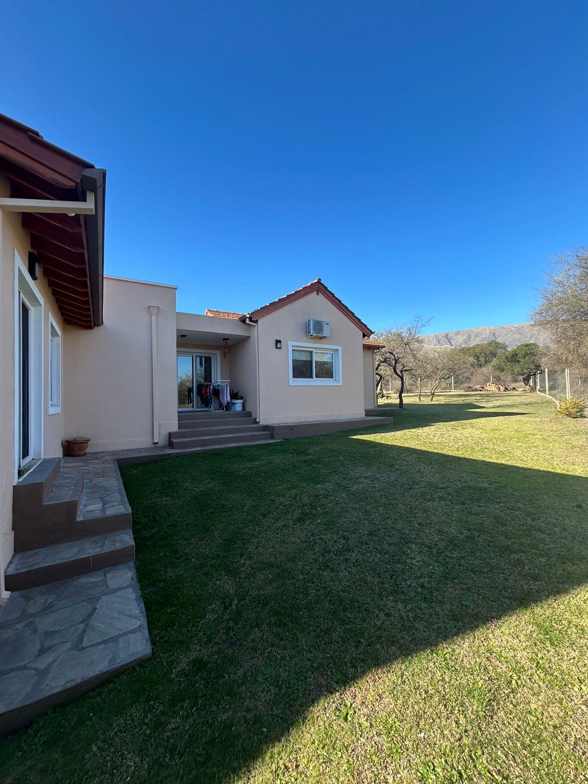 Casa en venta – Barrio Las Moreras I