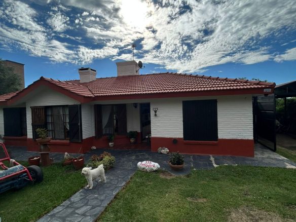 Casa en venta en Los Estribos – Merlo