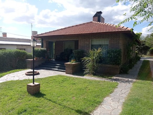 Casa en venta en Barranca Colorada – Merlo
