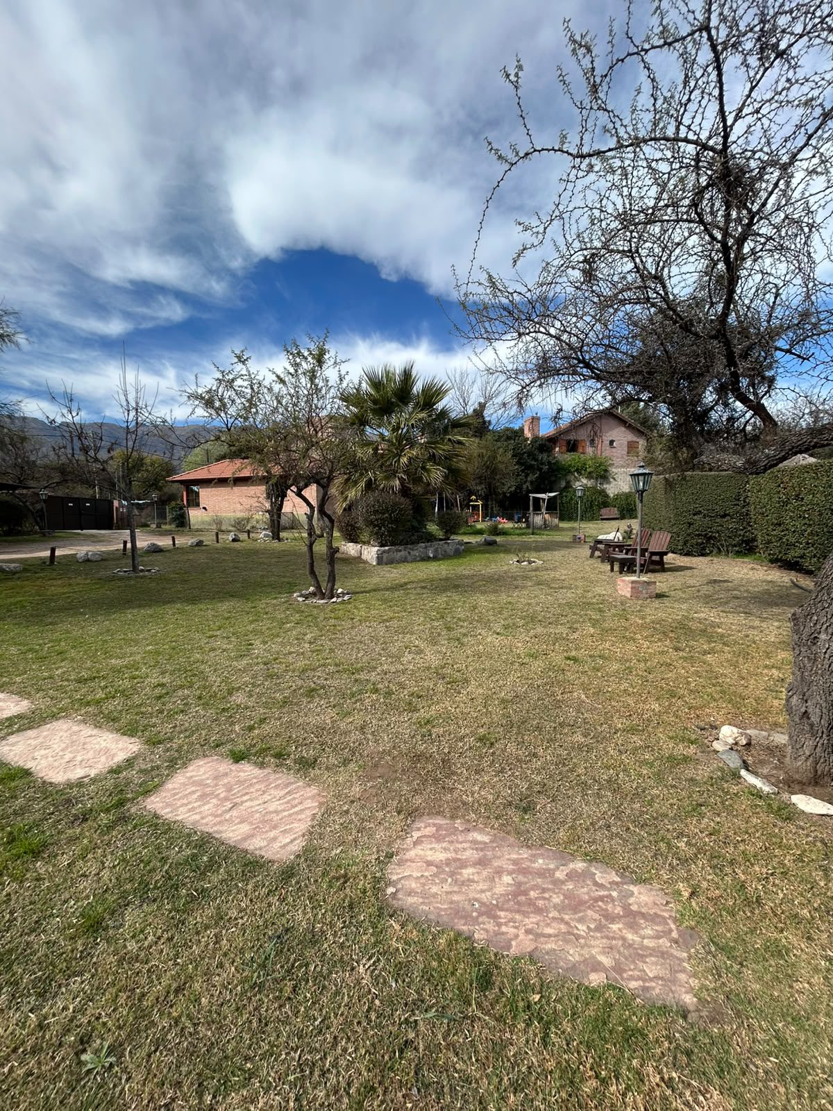 WhatsApp Image 2026-08-26 at 11.58.20 COMPLEJO EN VENTA – Barrio Los Estribos