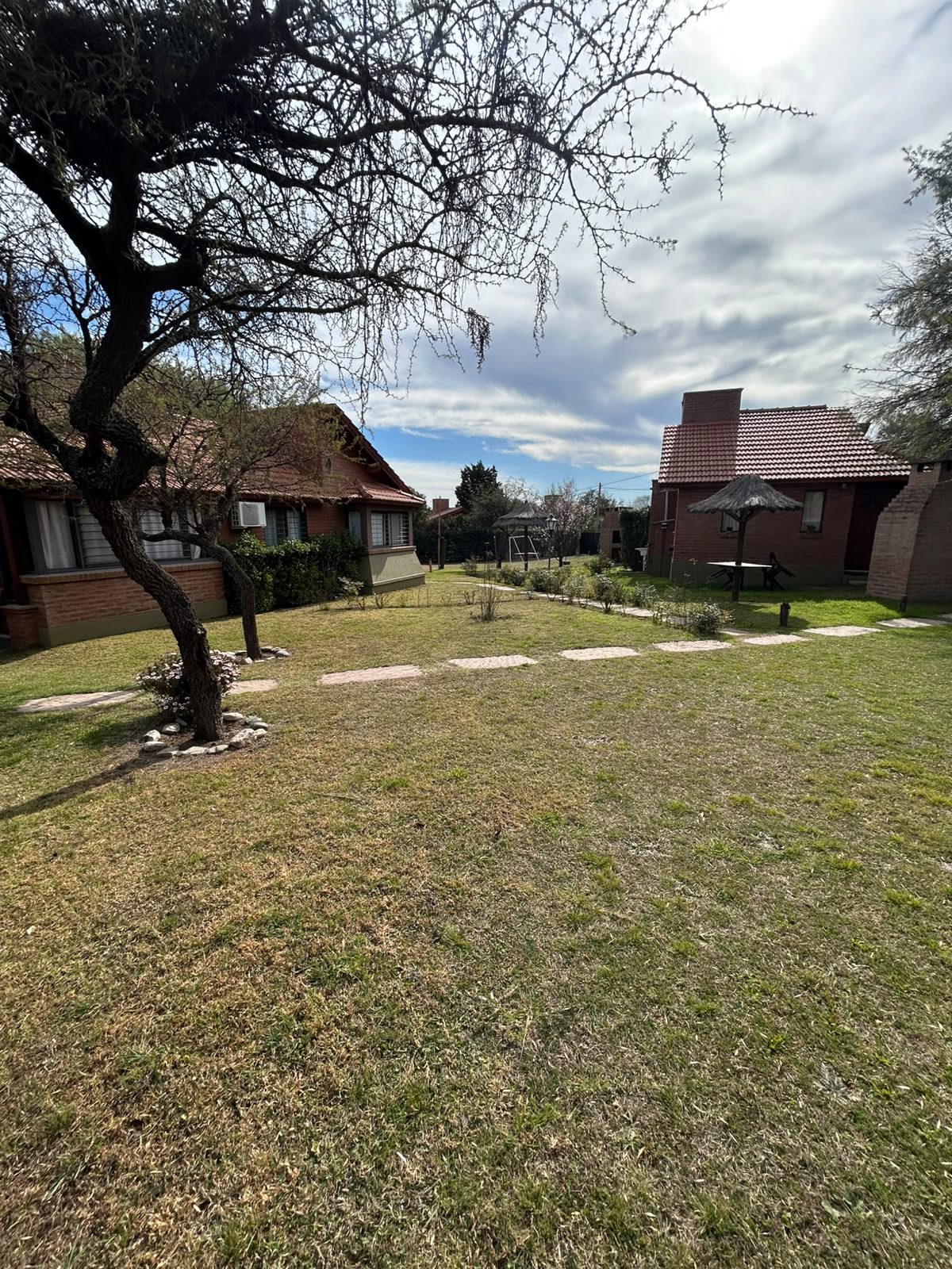WhatsApp Image 2026-08-26 at 11.58.25 COMPLEJO EN VENTA – Barrio Los Estribos