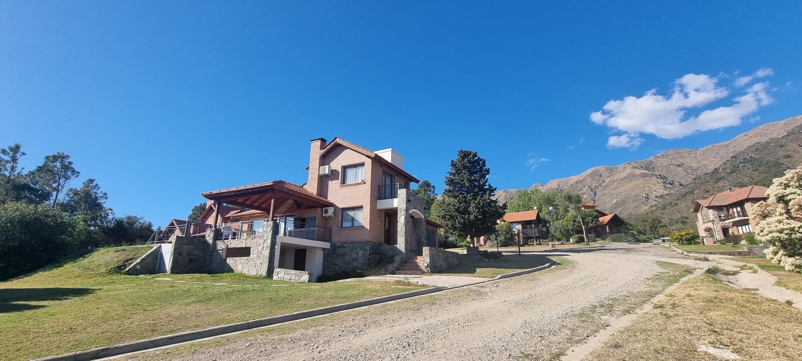 Casa Chalet 256