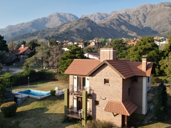 Casa Chalet 242