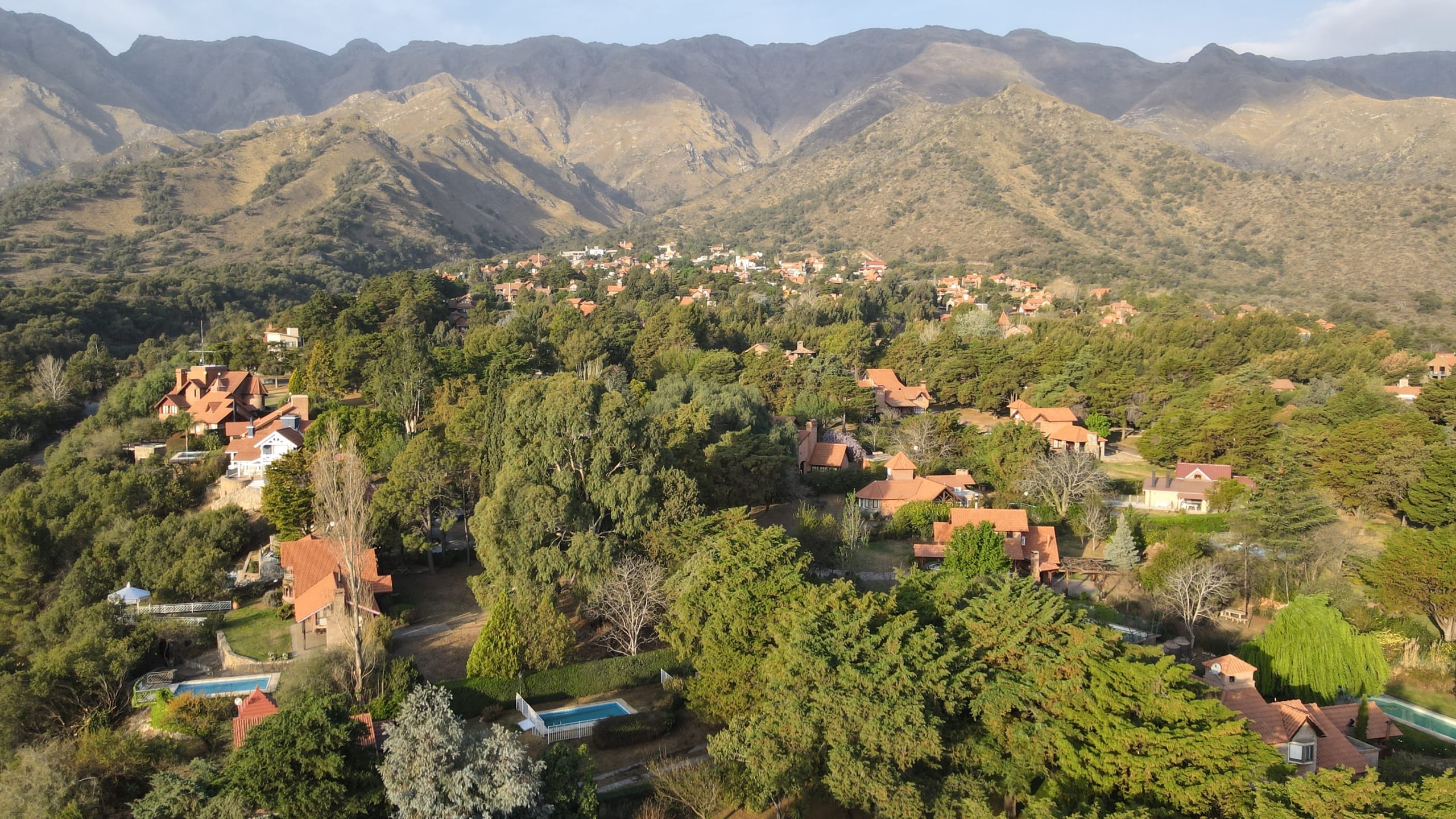 dji_fly_20240918_181132_927_1726693911472_photo Casa Chalet 58