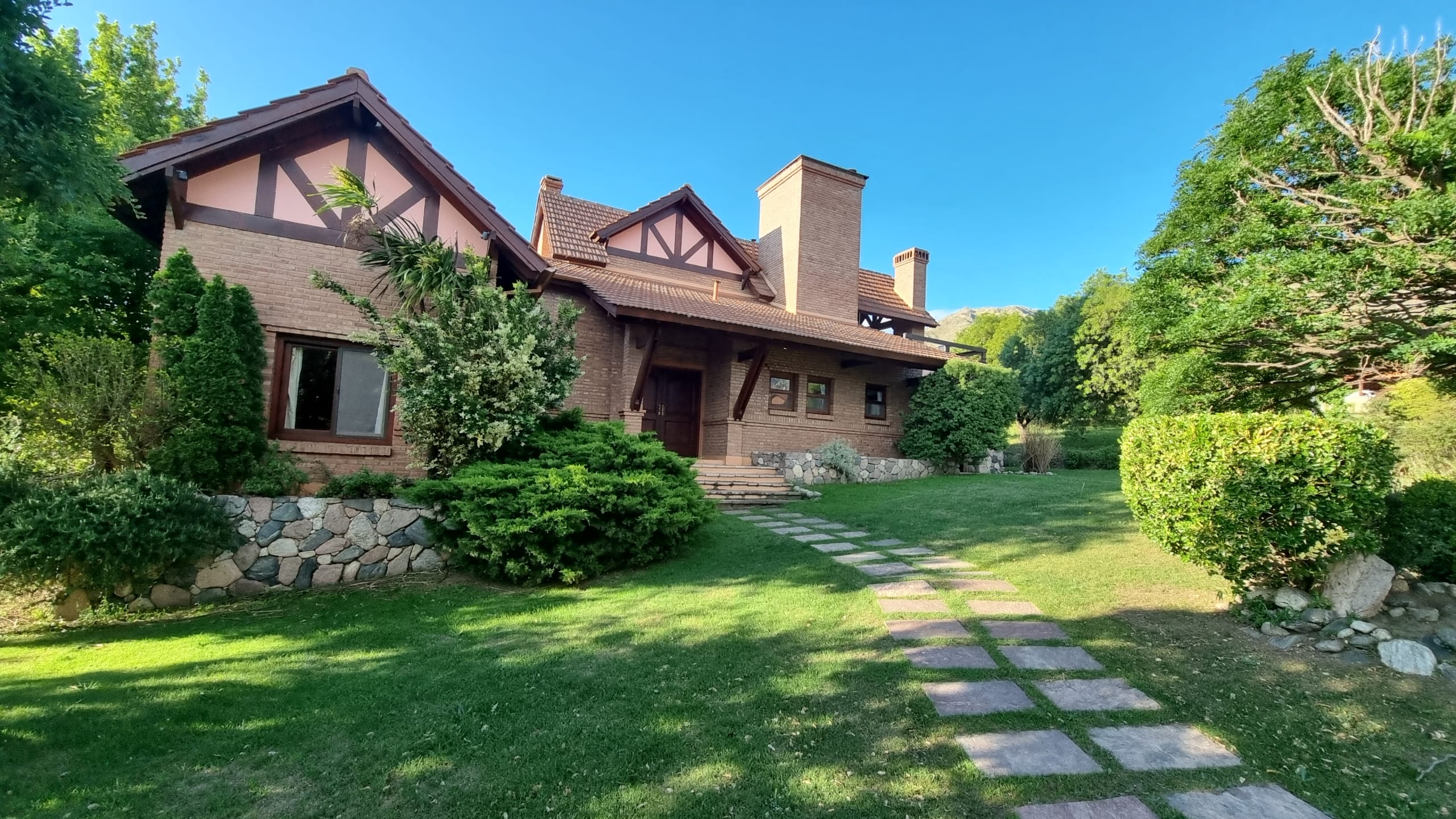 Casa Chalet 211