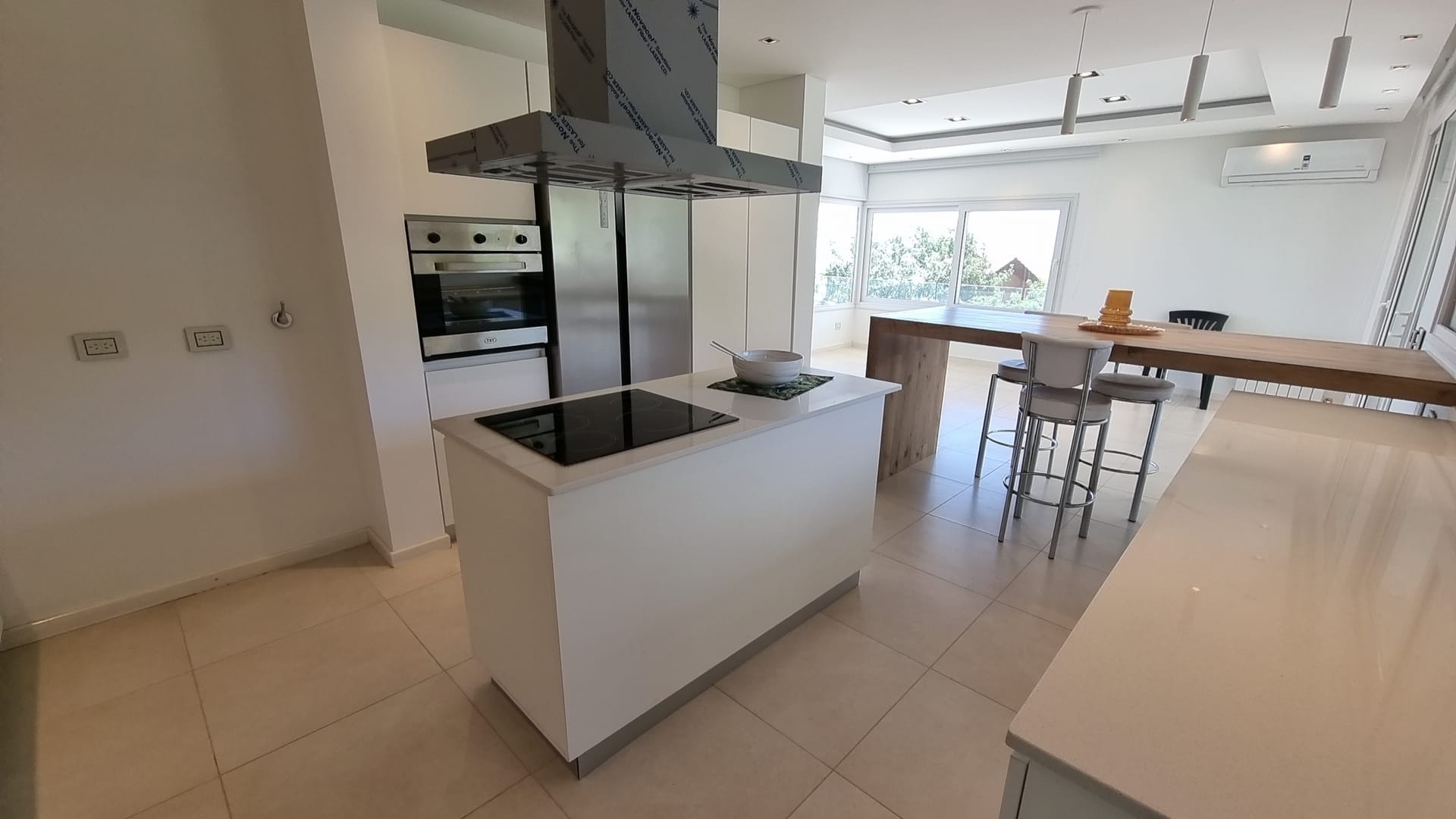 Oportunidad – Chalet de Lujo en Venta en Country Chumamaya