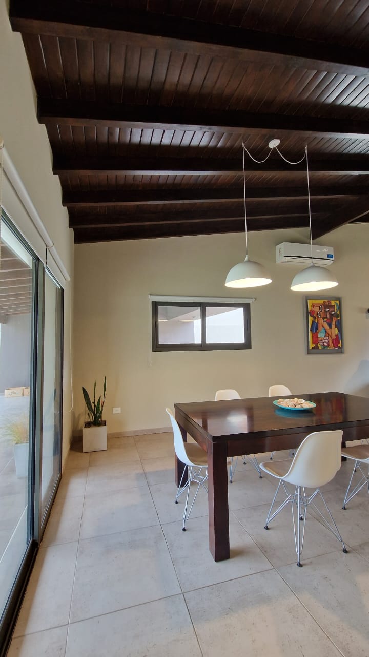 Residencia de alta gama en Barrio Balneario – Merlo